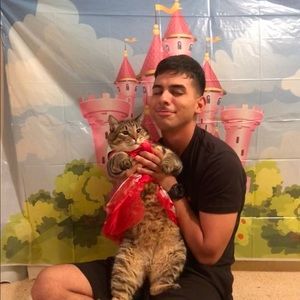 Meet your Posher, Aaron